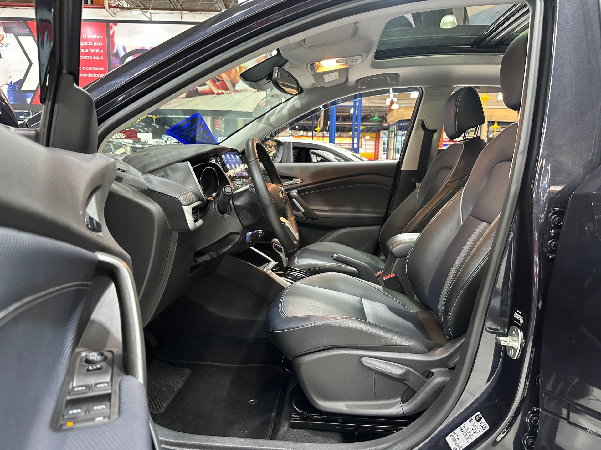 CHEVROLET TRACKER