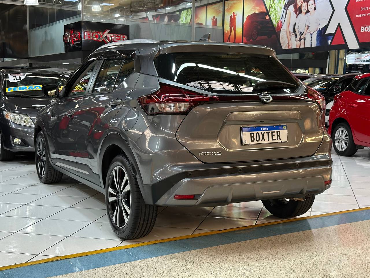 NISSAN KICKS