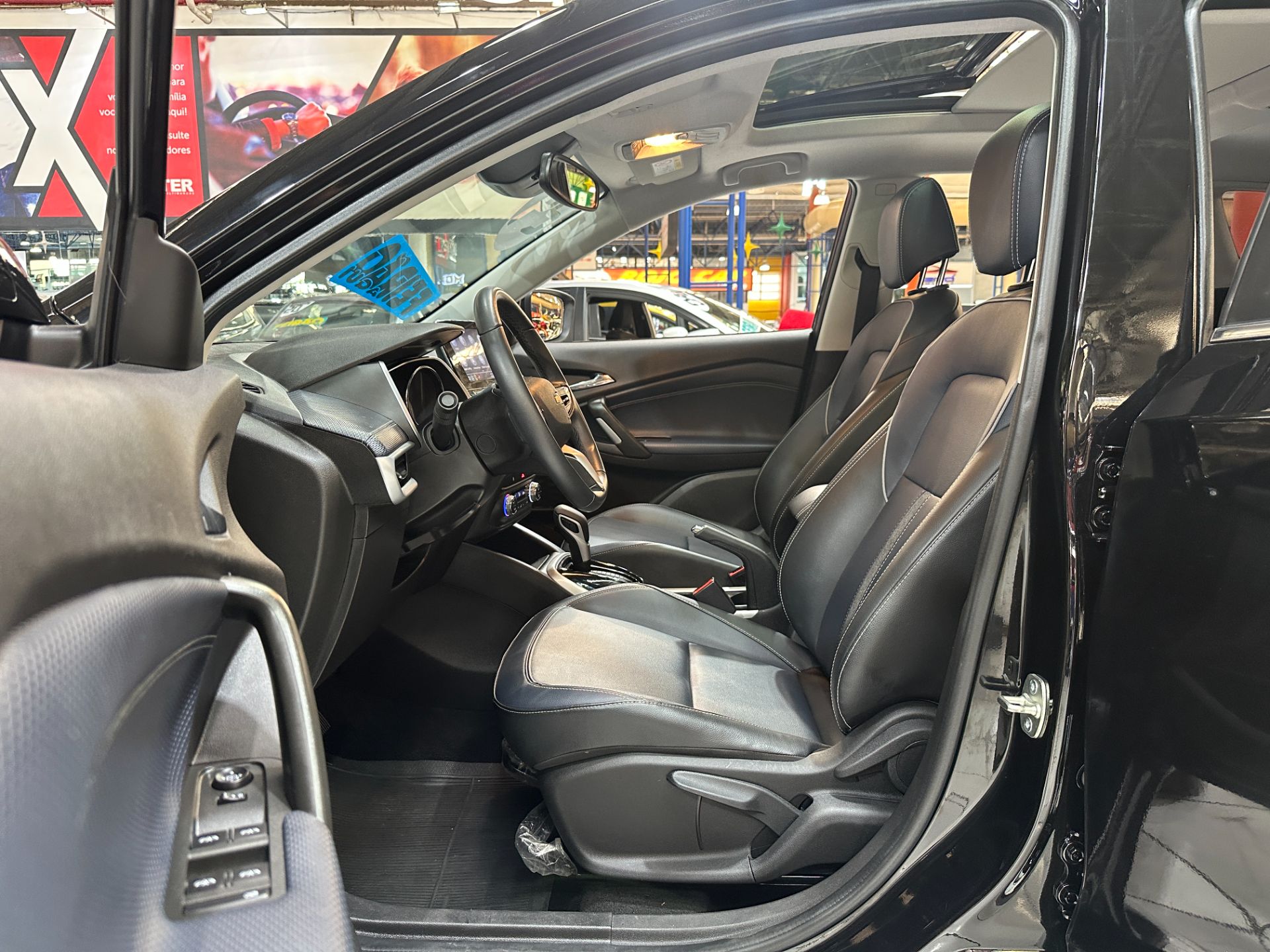 CHEVROLET TRACKER