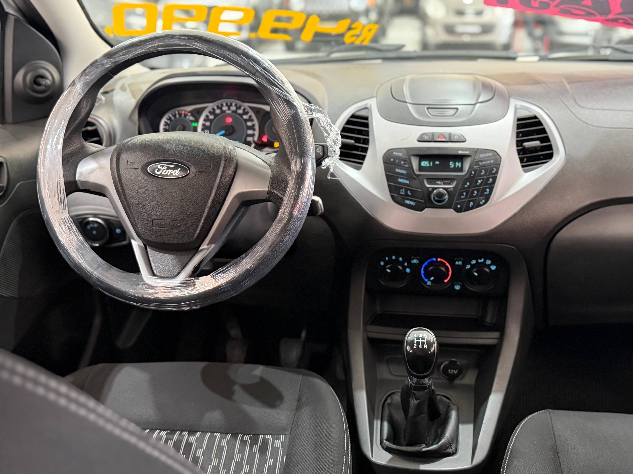 FORD KA