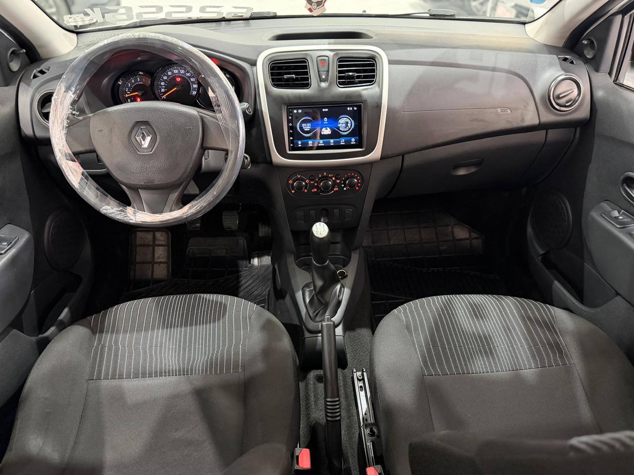 RENAULT SANDERO