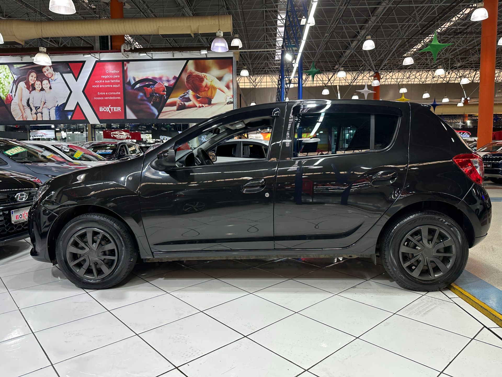 RENAULT SANDERO