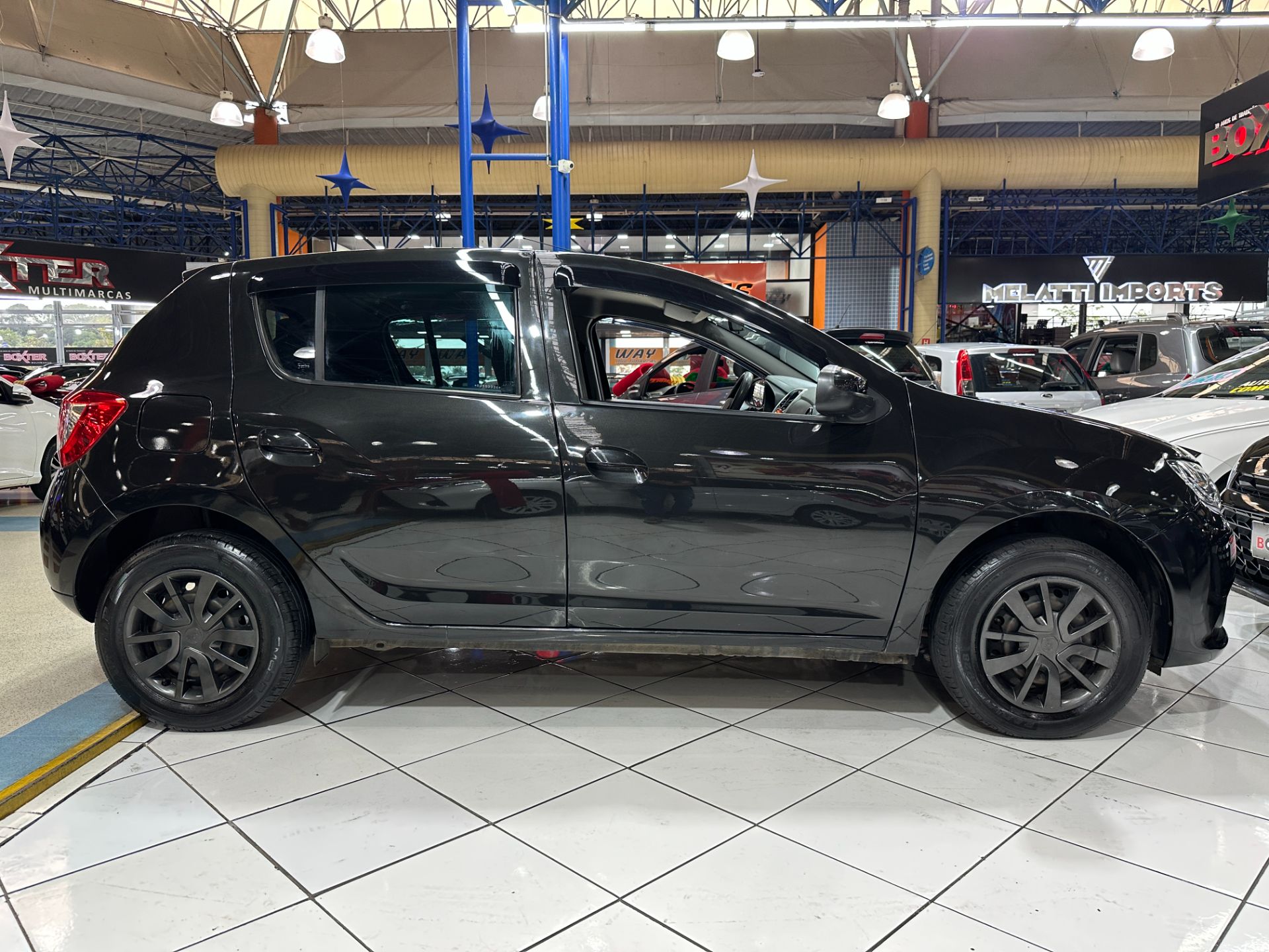 RENAULT SANDERO