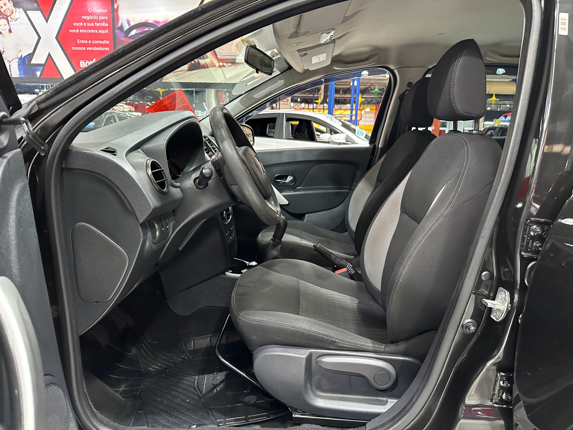 RENAULT SANDERO