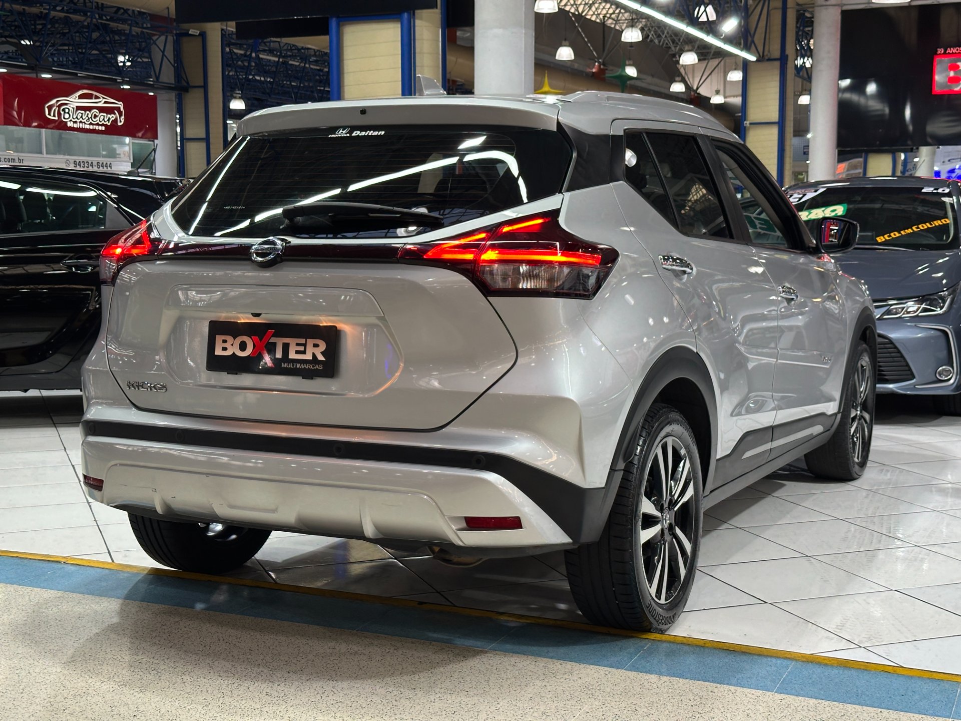 NISSAN KICKS