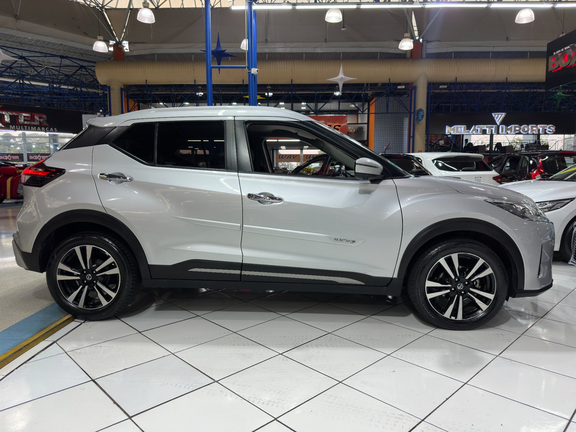 NISSAN KICKS