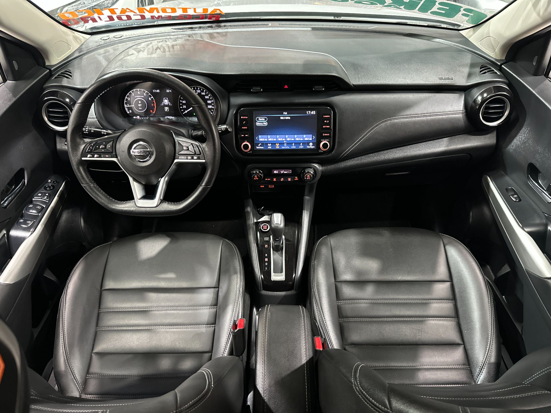 NISSAN KICKS