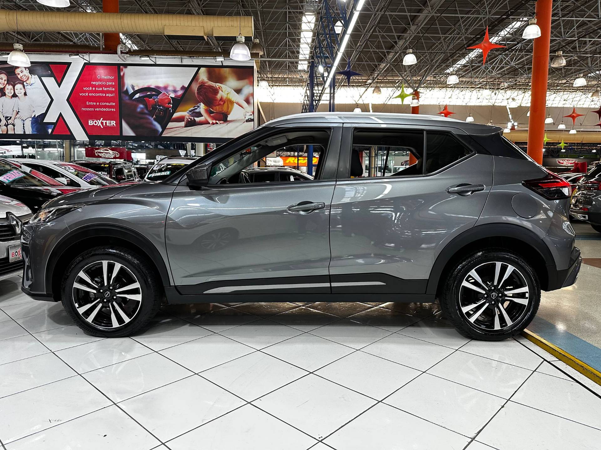 NISSAN KICKS