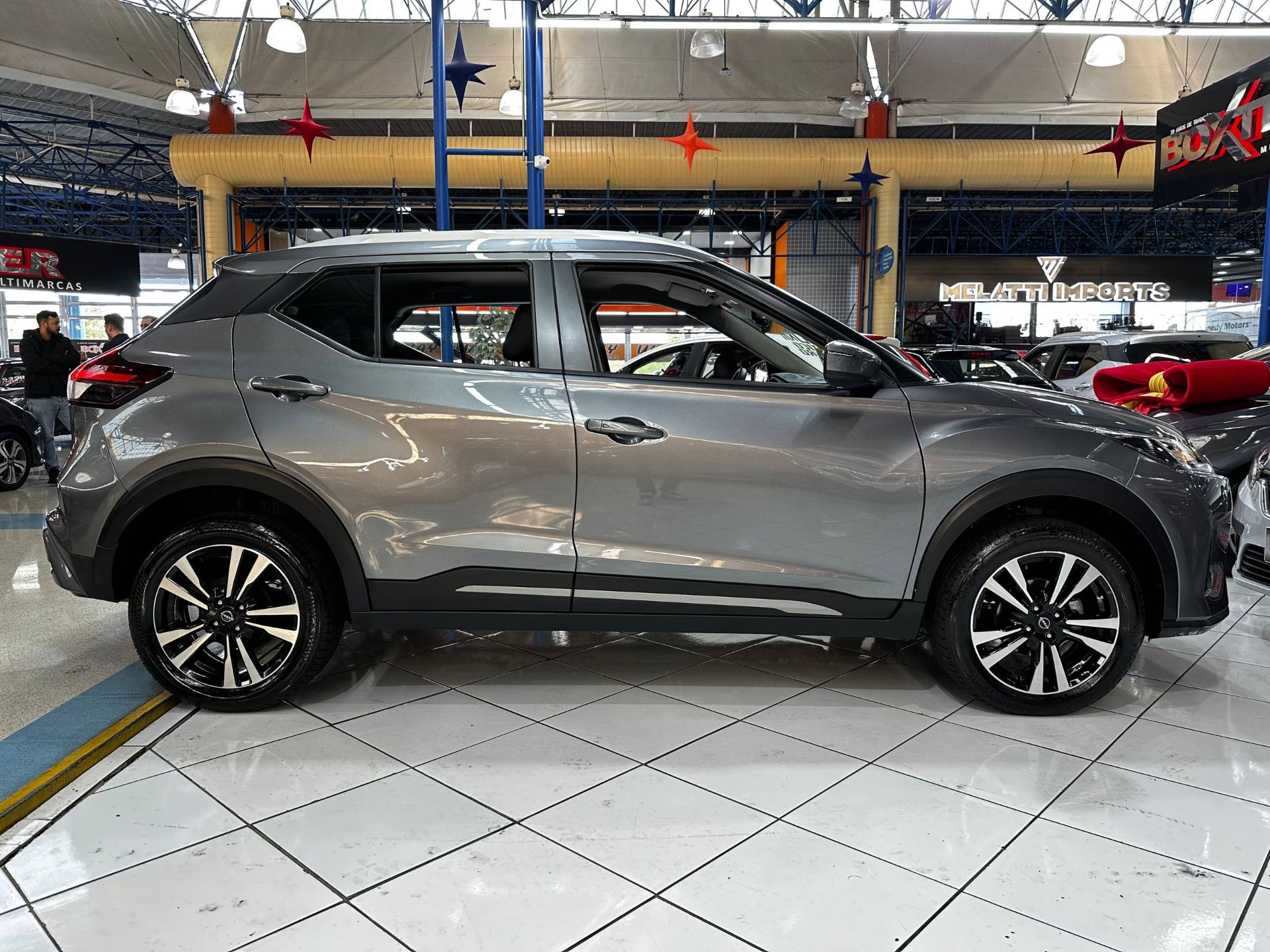 NISSAN KICKS