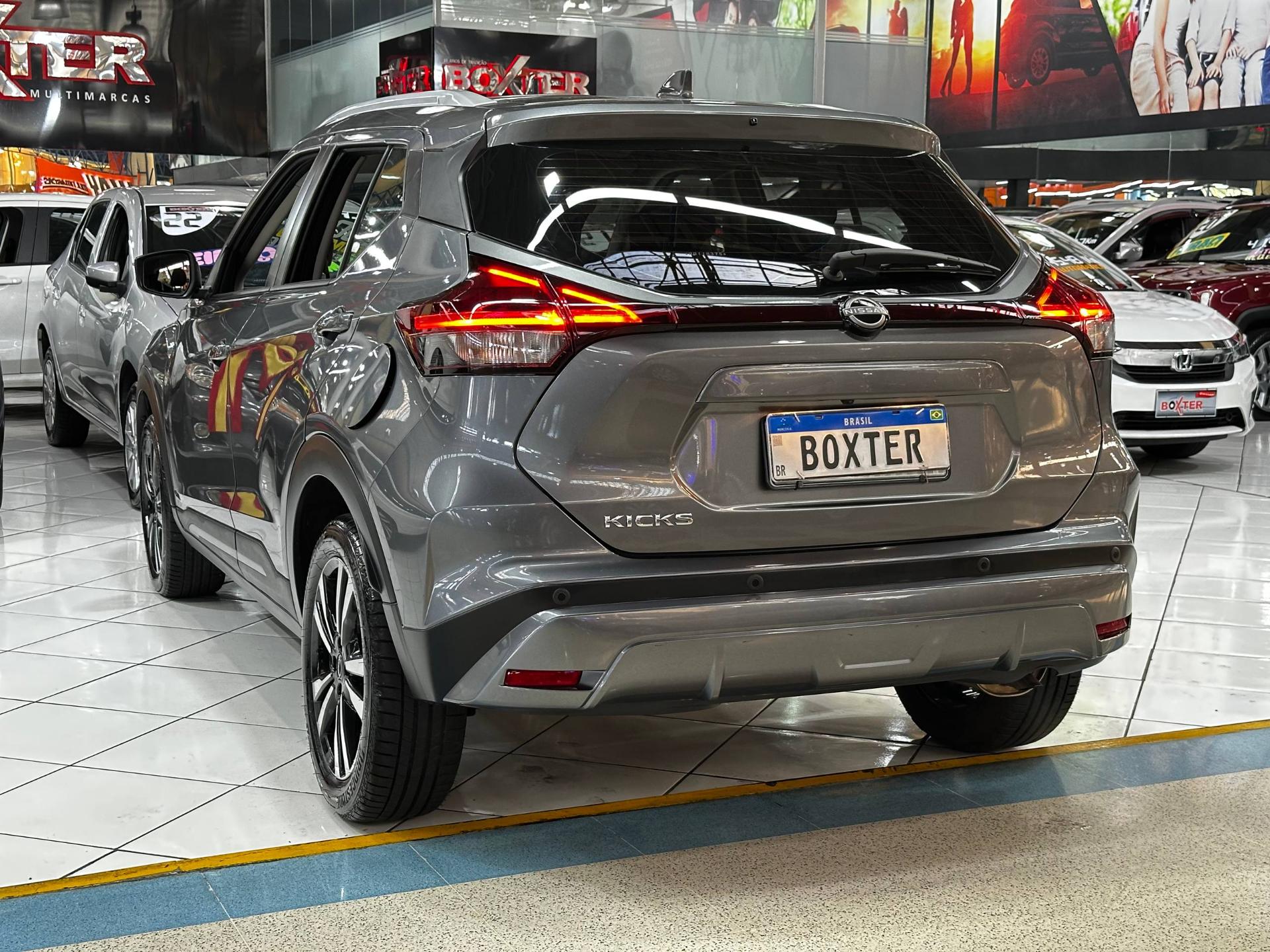 NISSAN KICKS