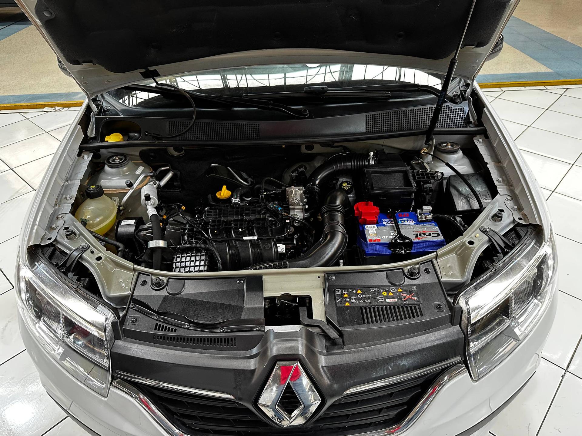 RENAULT LOGAN