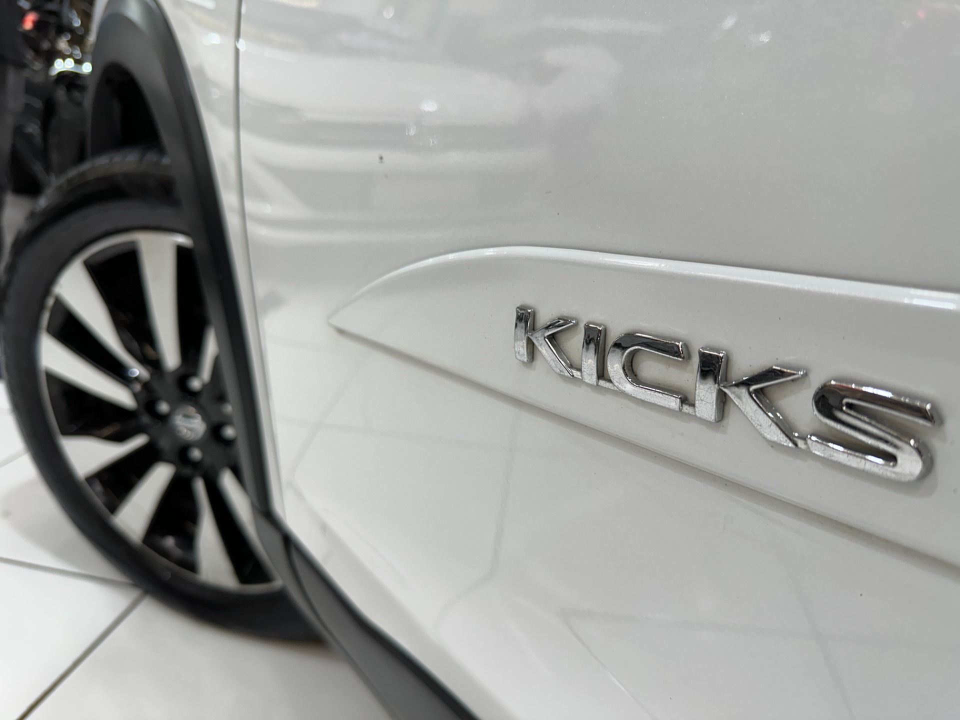 NISSAN KICKS