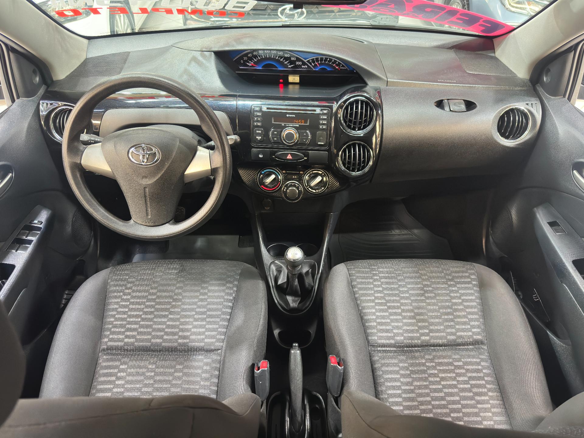 TOYOTA ETIOS