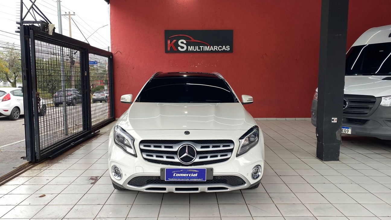 GLA 200 1.6 CGI ENDURO 7G-DCT