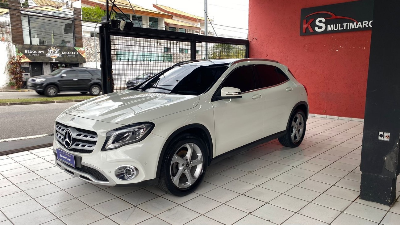 GLA 200 1.6 CGI ENDURO 7G-DCT