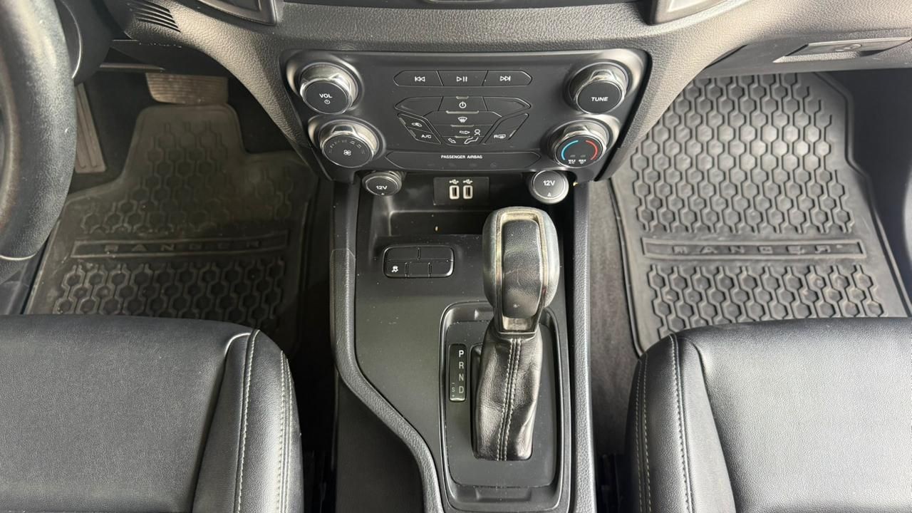 FORD RANGER 2.2 BLACK 4X2 CD 16V