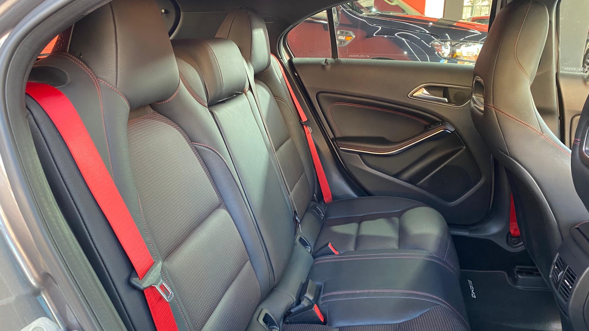 MERCEDES-BENZ A 45 AMG