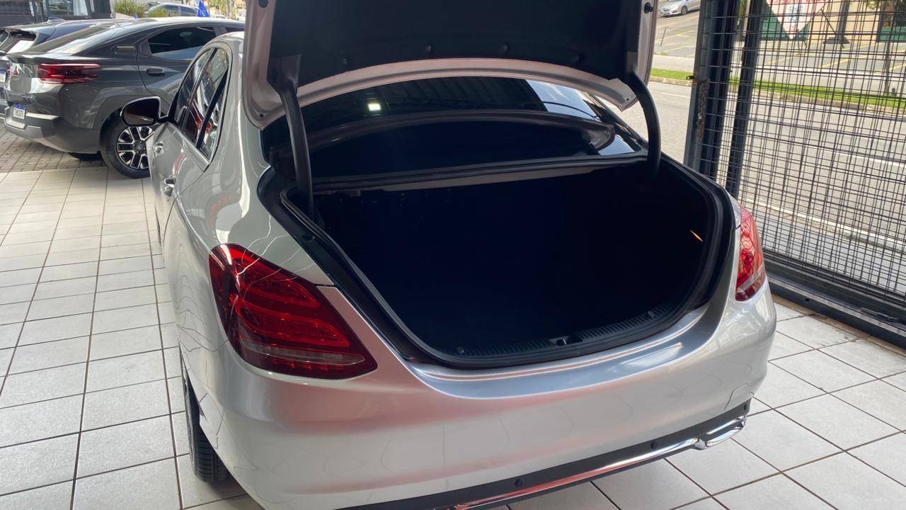 MERCEDES-BENZ C 180