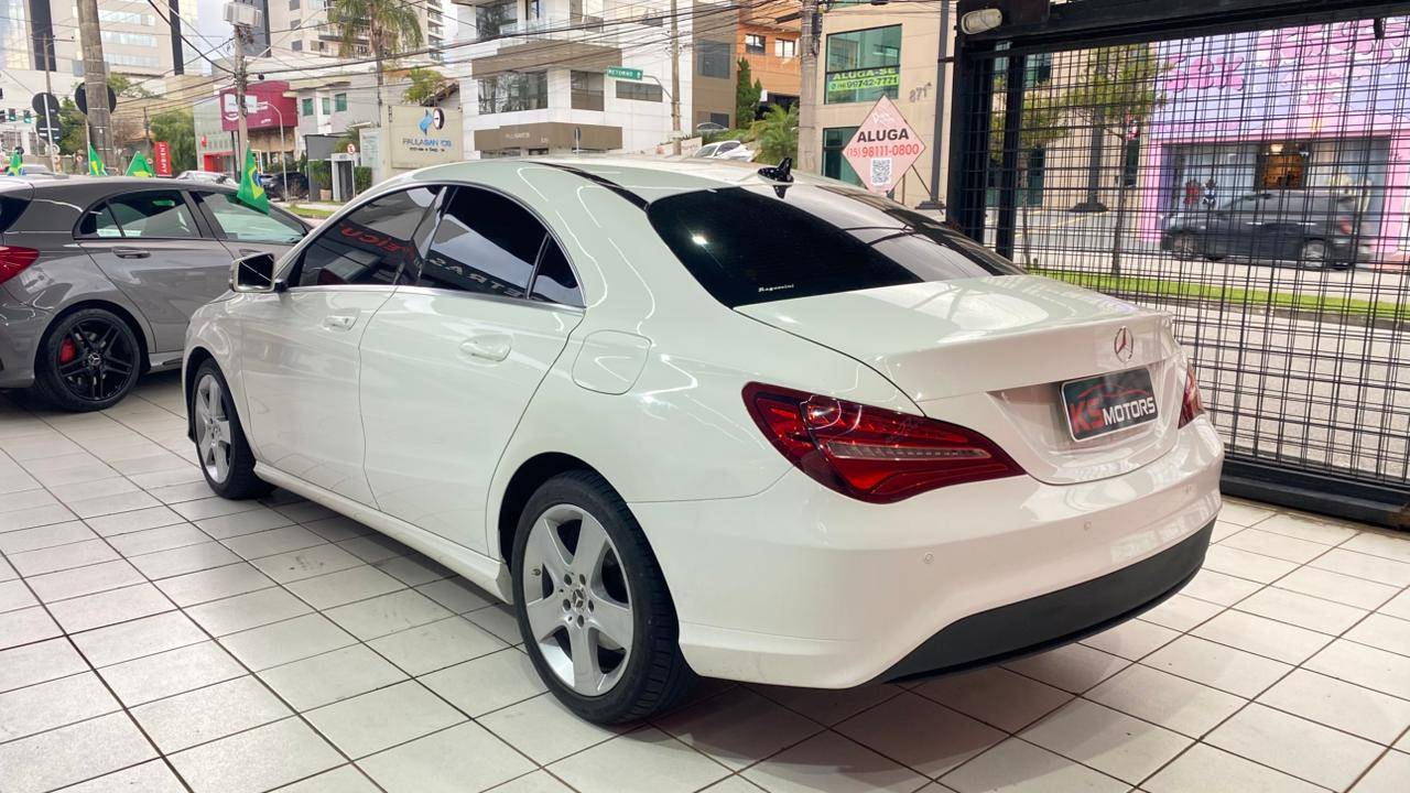 MERCEDES-BENZ CLA 180