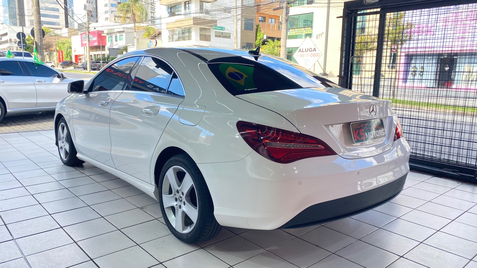 MERCEDES-BENZ CLA 180