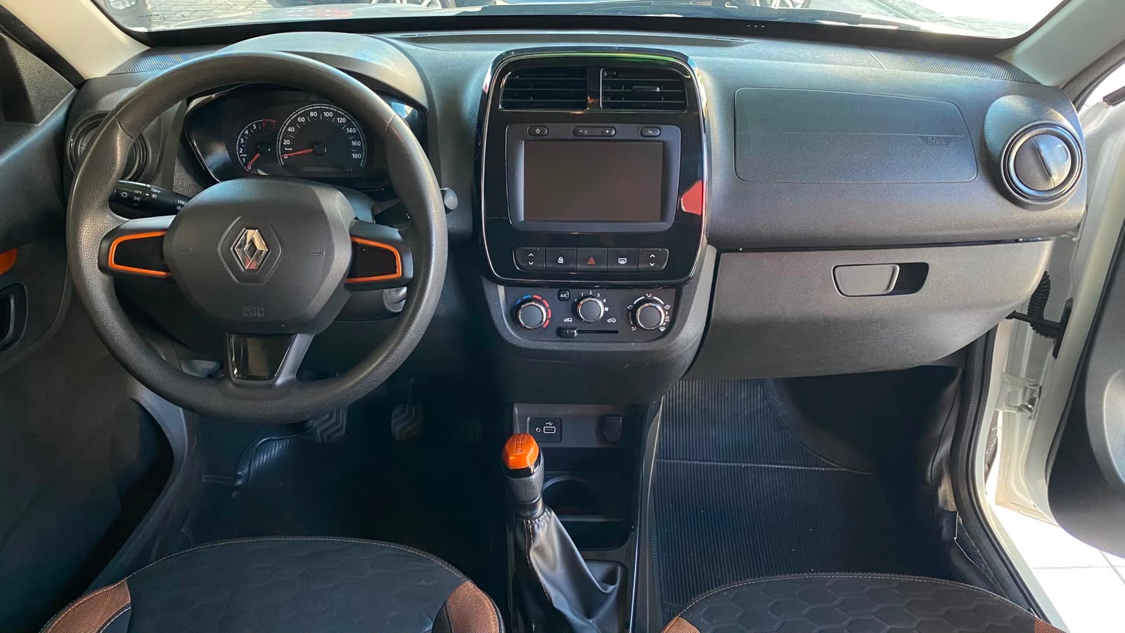 RENAULT KWID