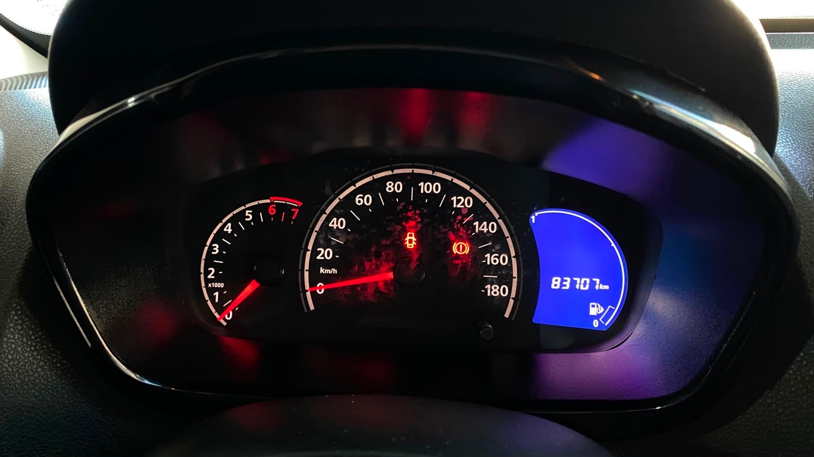 RENAULT KWID
