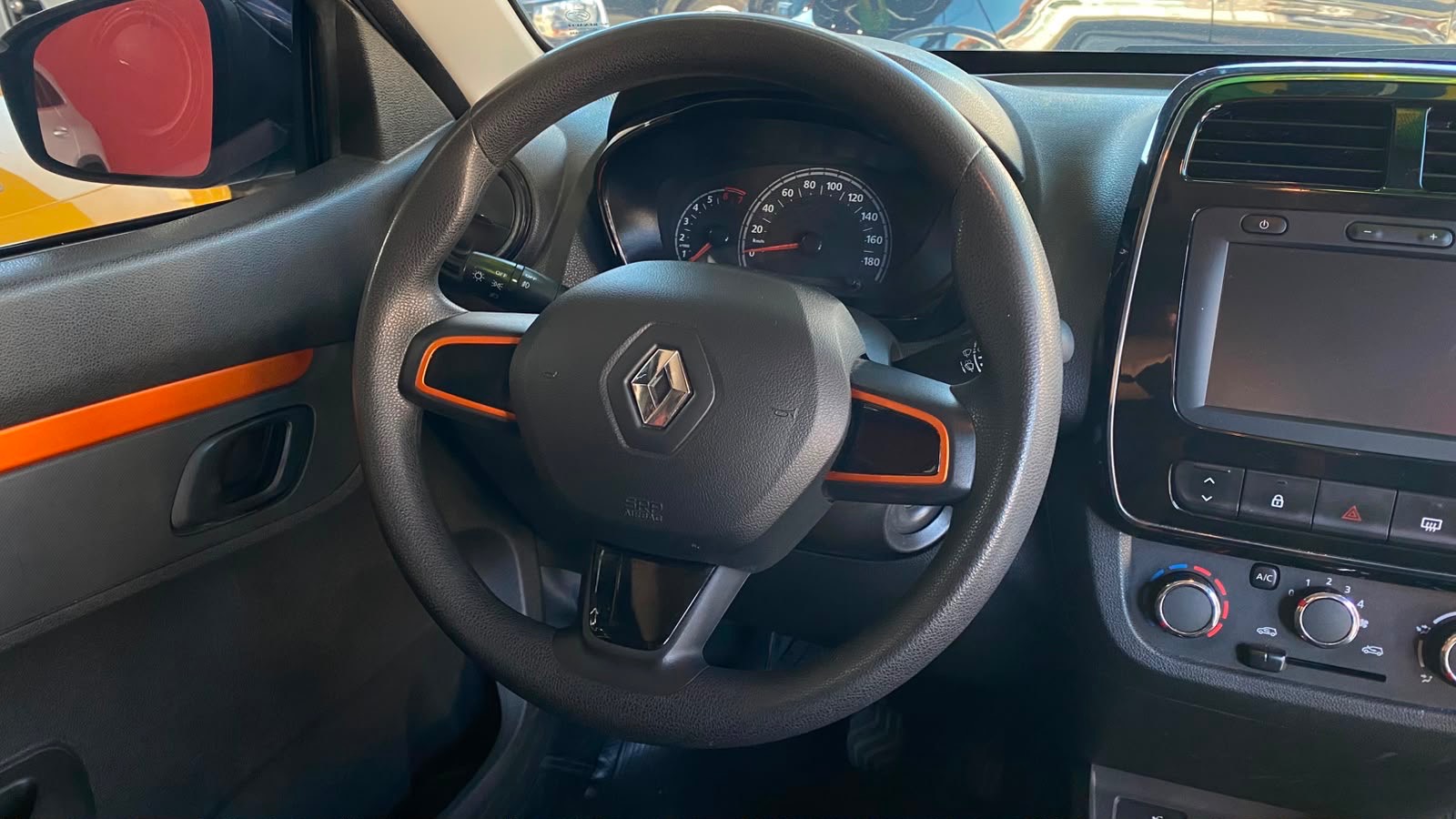 RENAULT KWID