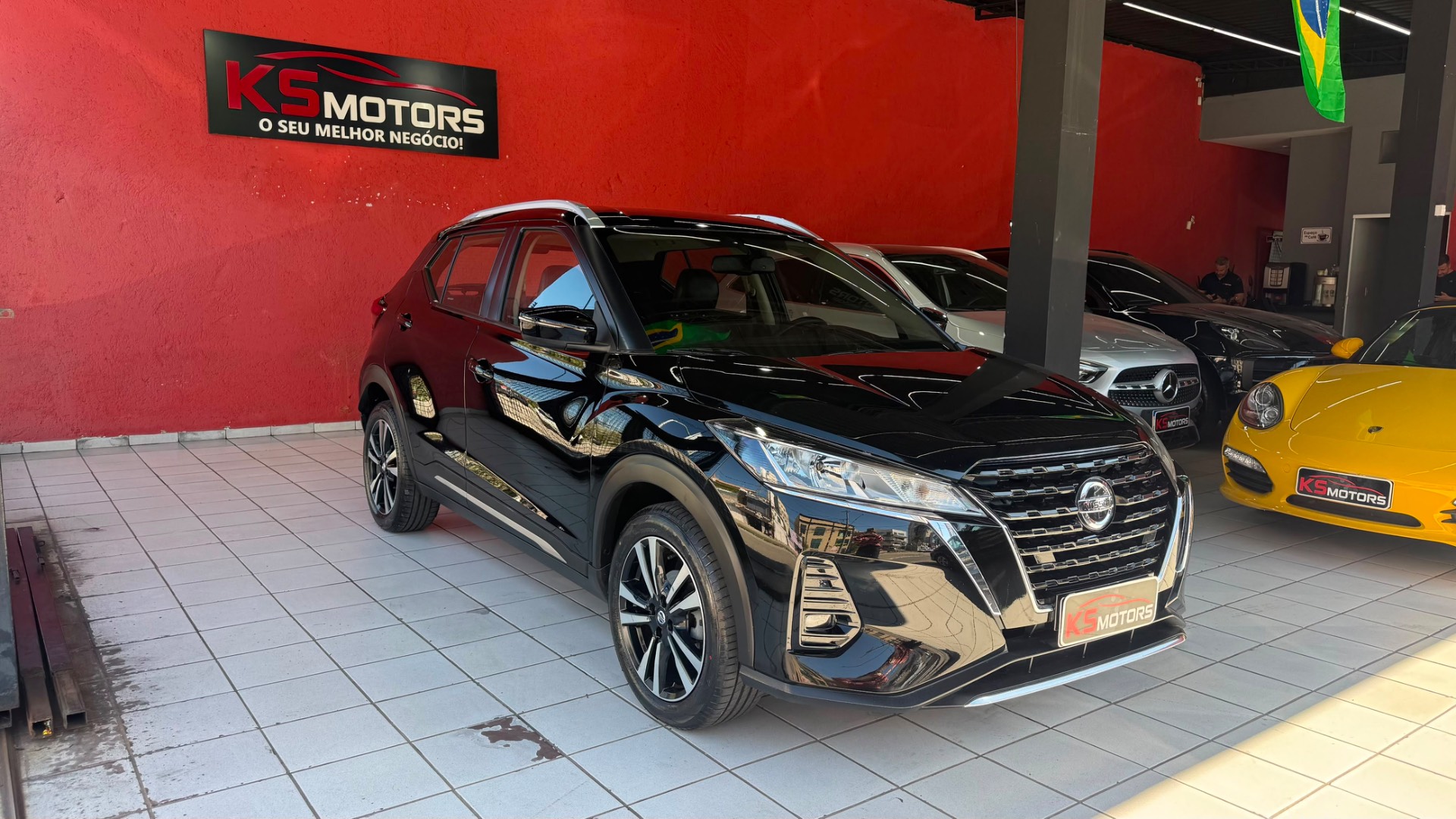 NISSAN KICKS