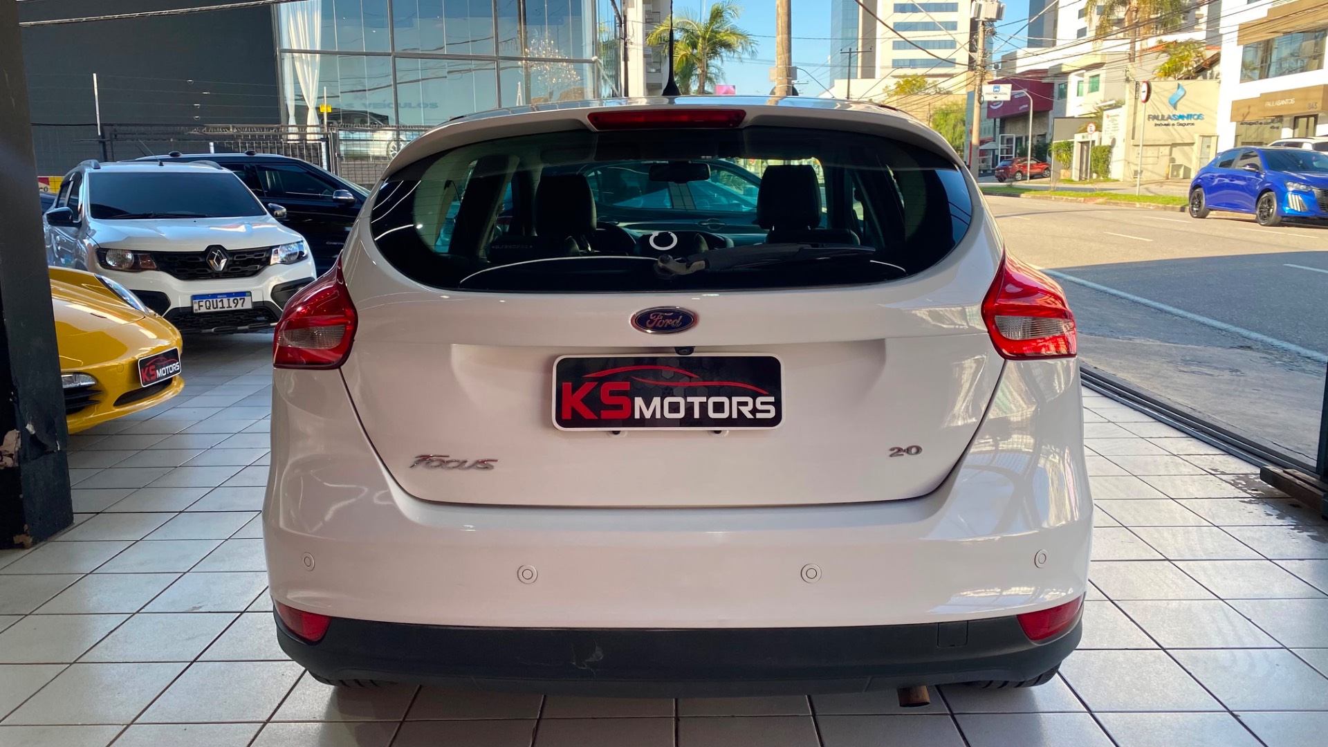 FORD FOCUS