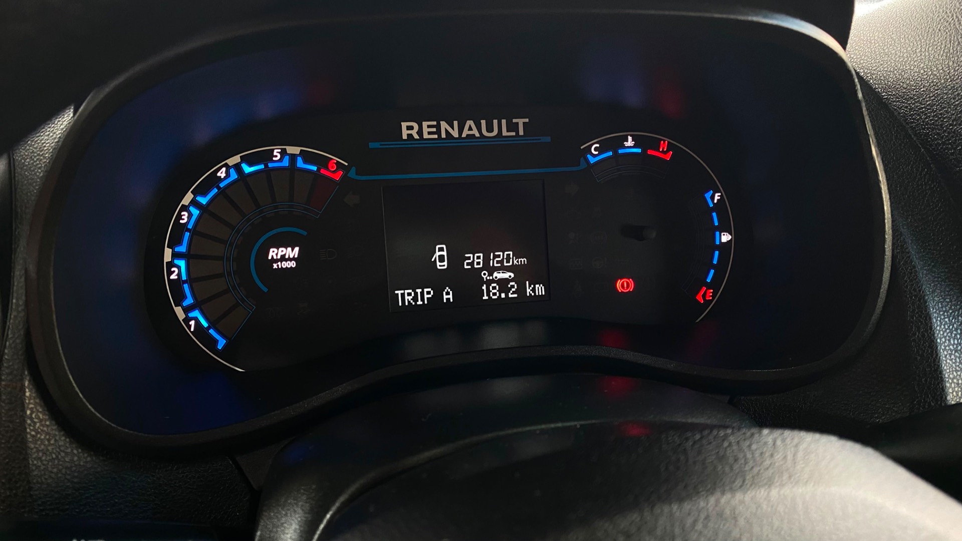 RENAULT KWID
