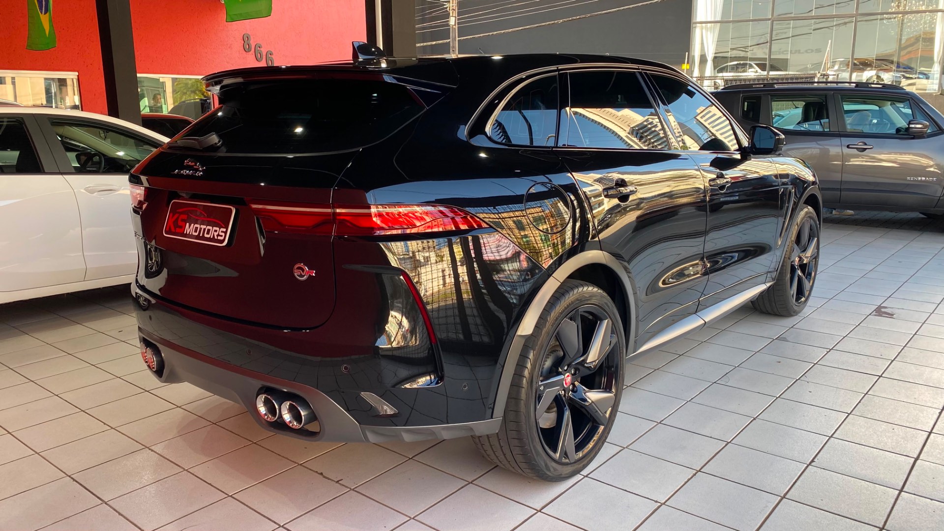JAGUAR F-PACE