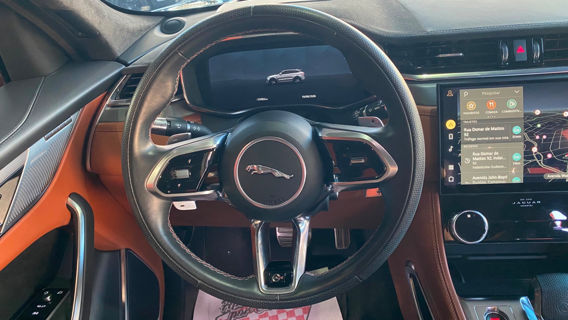 JAGUAR F-PACE