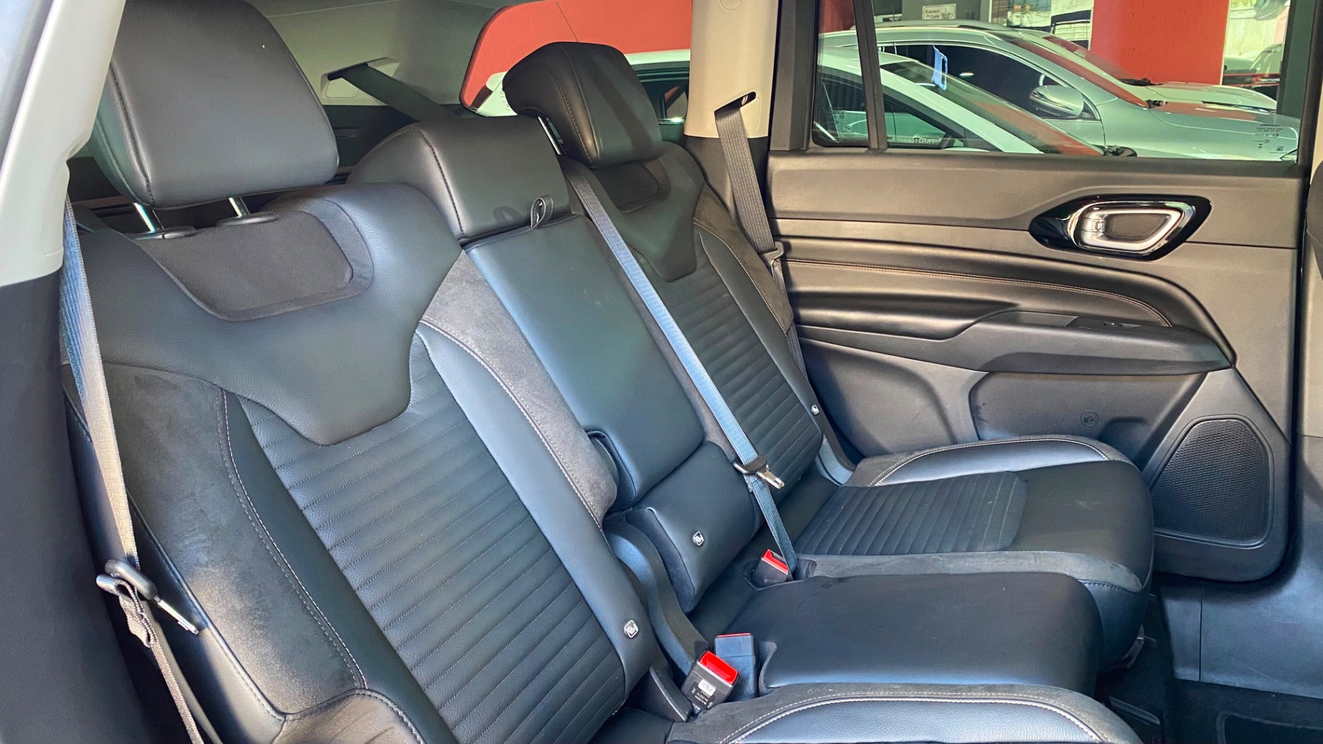 JEEP COMMANDER