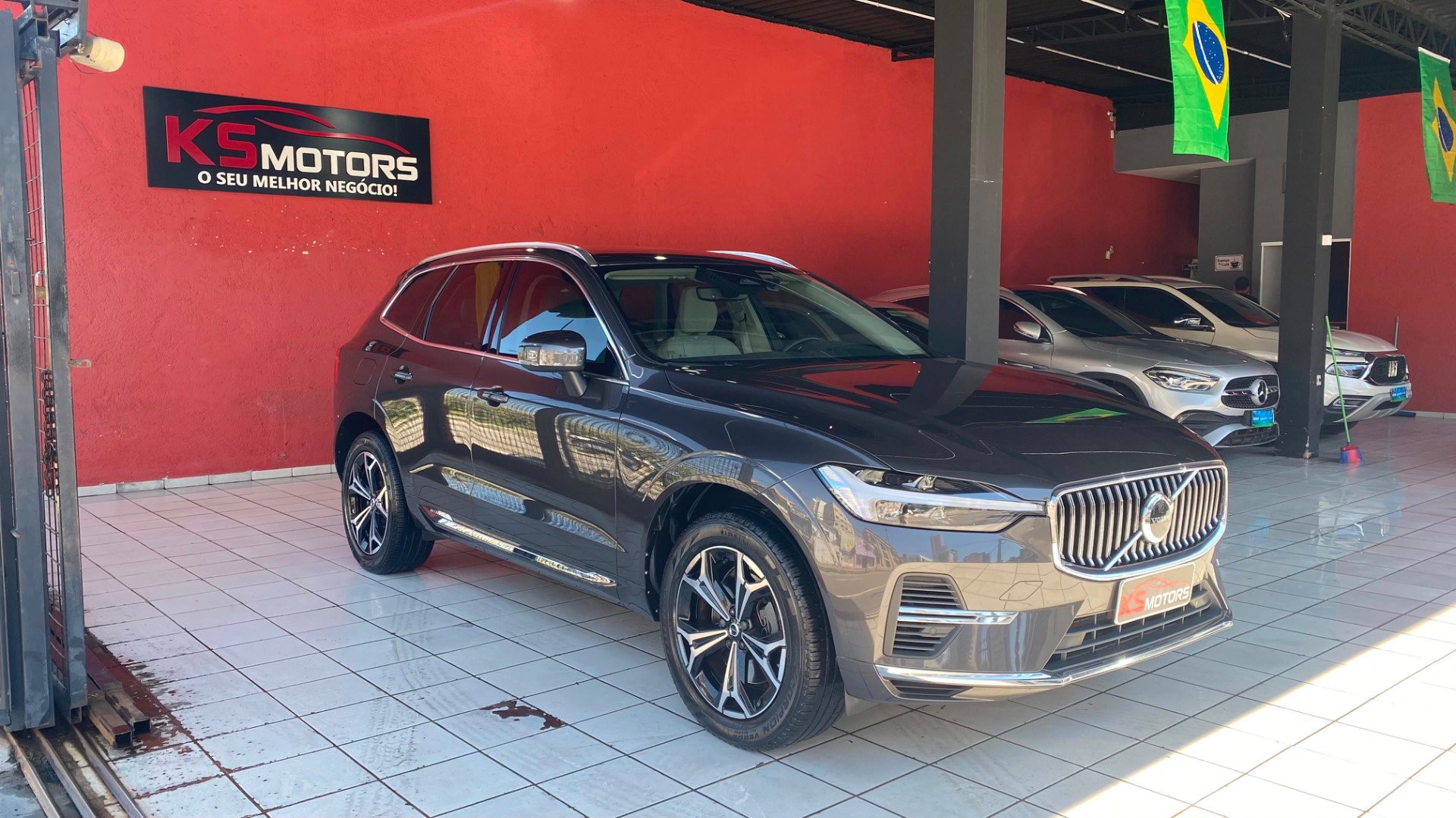 VOLVO XC60