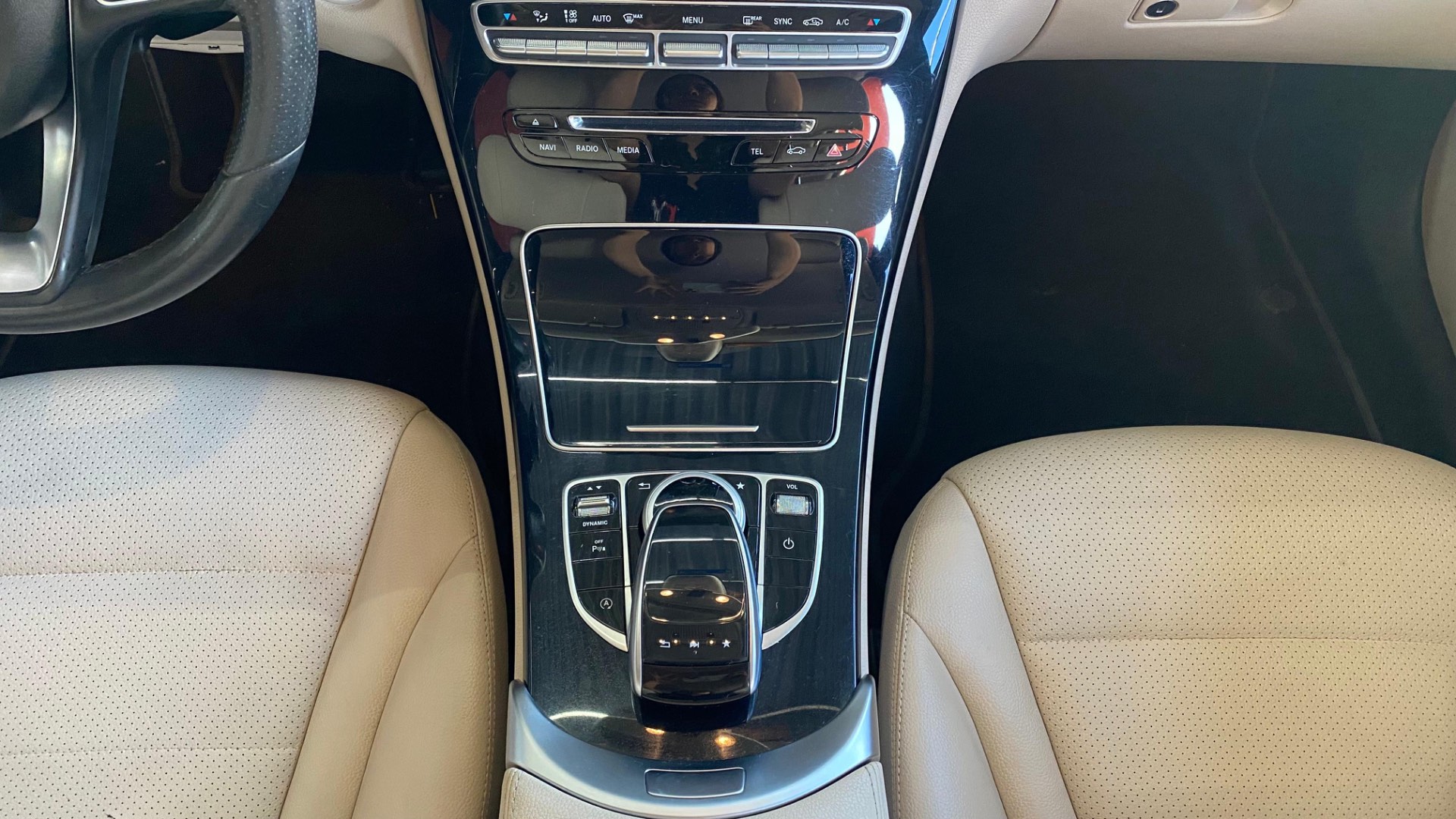 MERCEDES-BENZ C 180