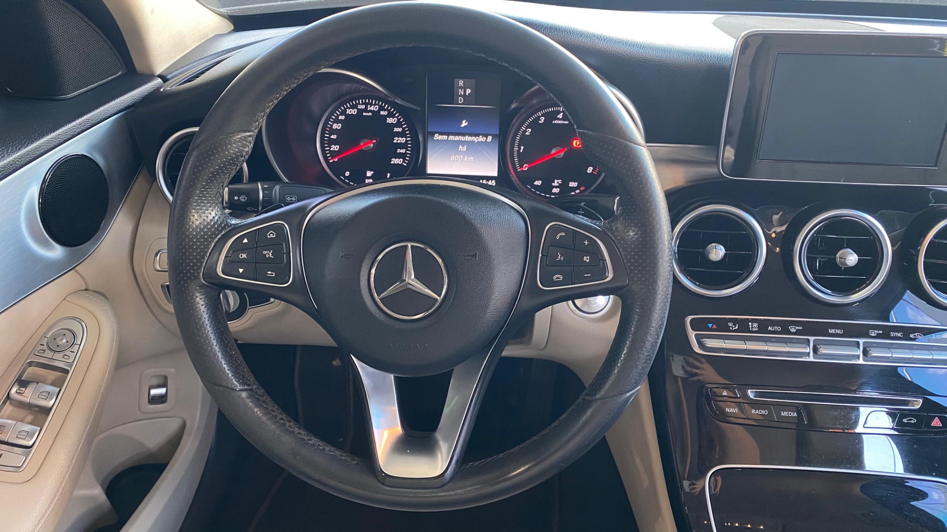 MERCEDES-BENZ C 180