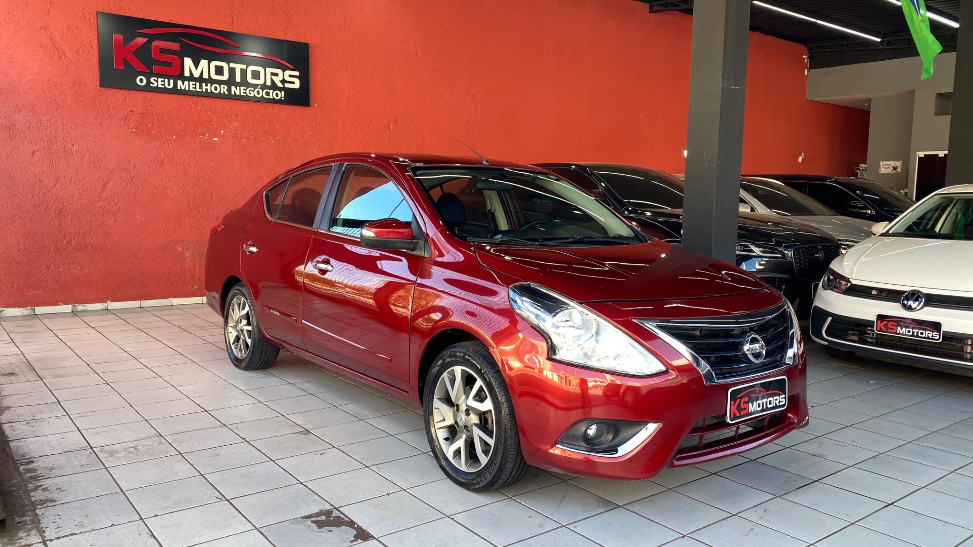 NISSAN VERSA