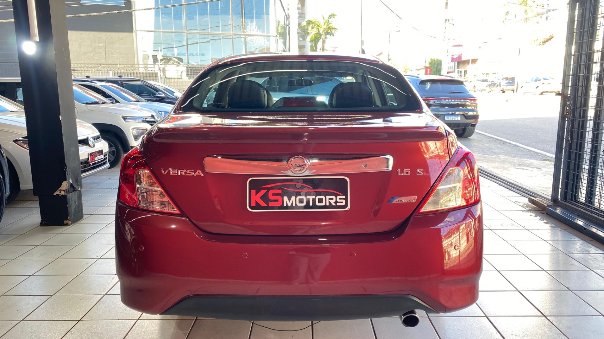 NISSAN VERSA