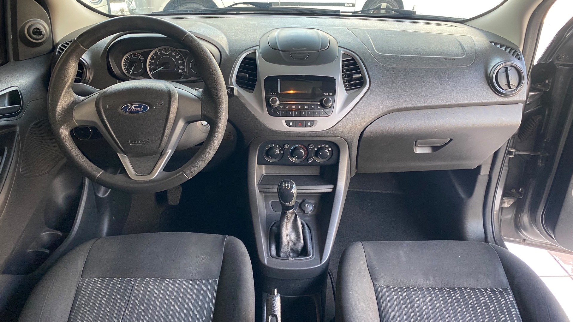 FORD KA