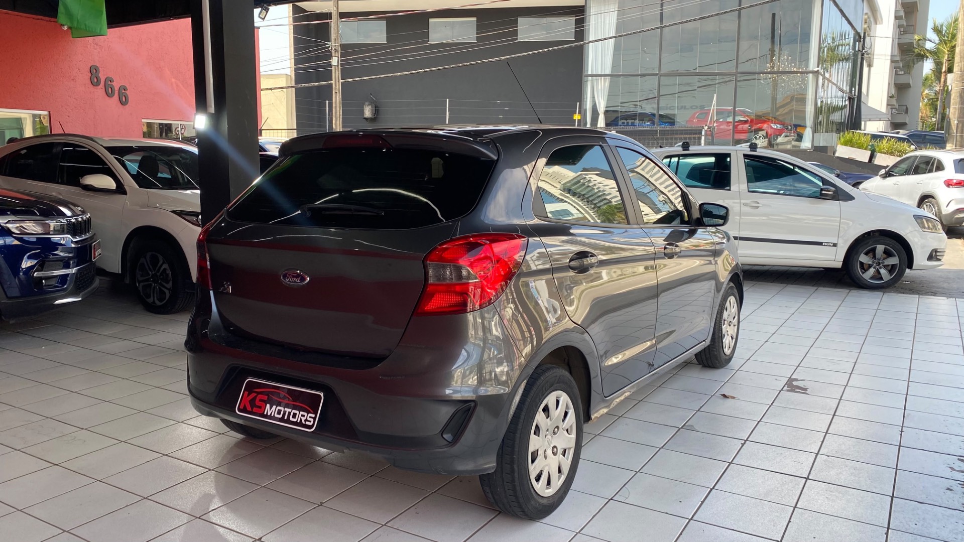 FORD KA