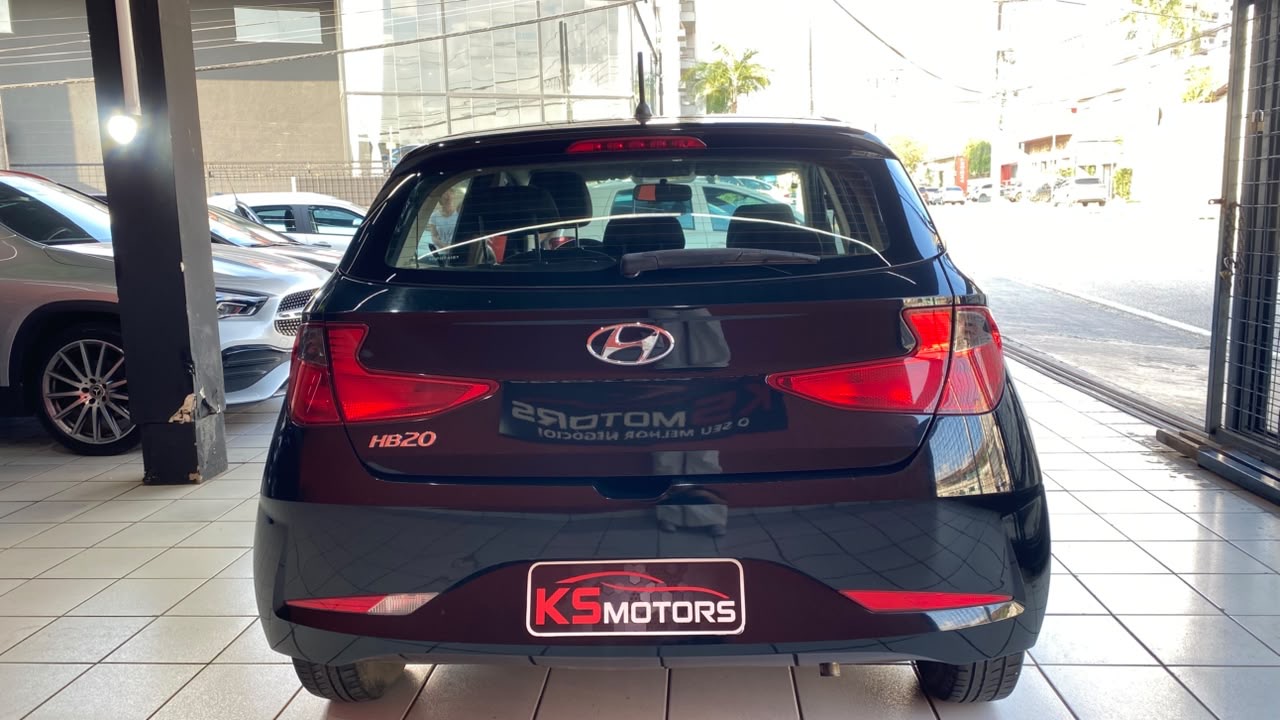 HYUNDAI HB20