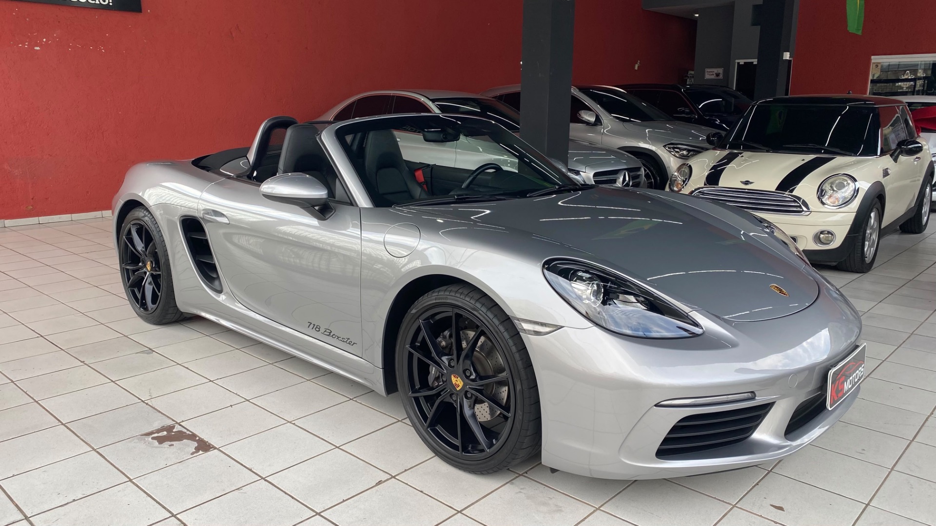 PORSCHE 718