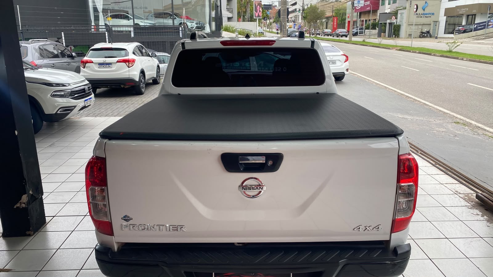 NISSAN FRONTIER