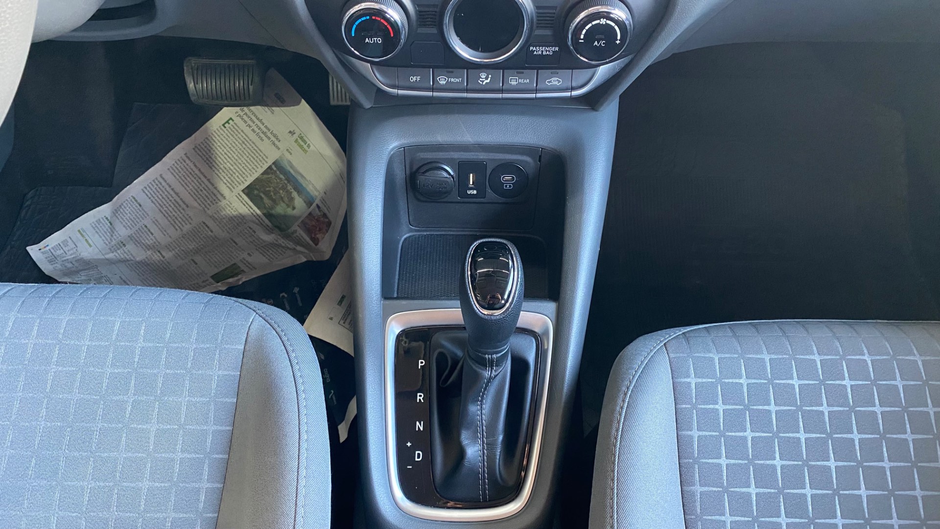 HYUNDAI HB20S