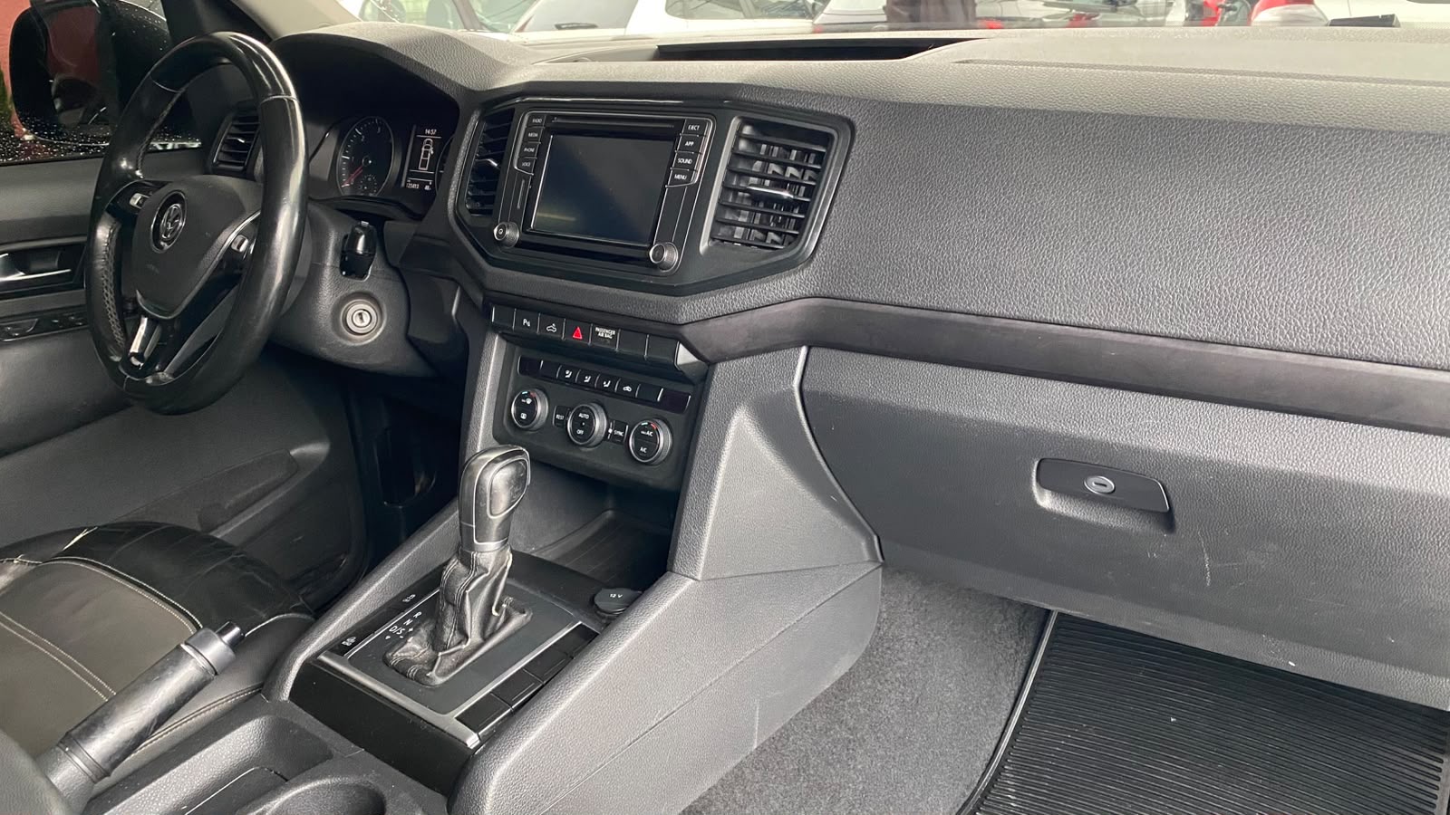 VOLKSWAGEN AMAROK