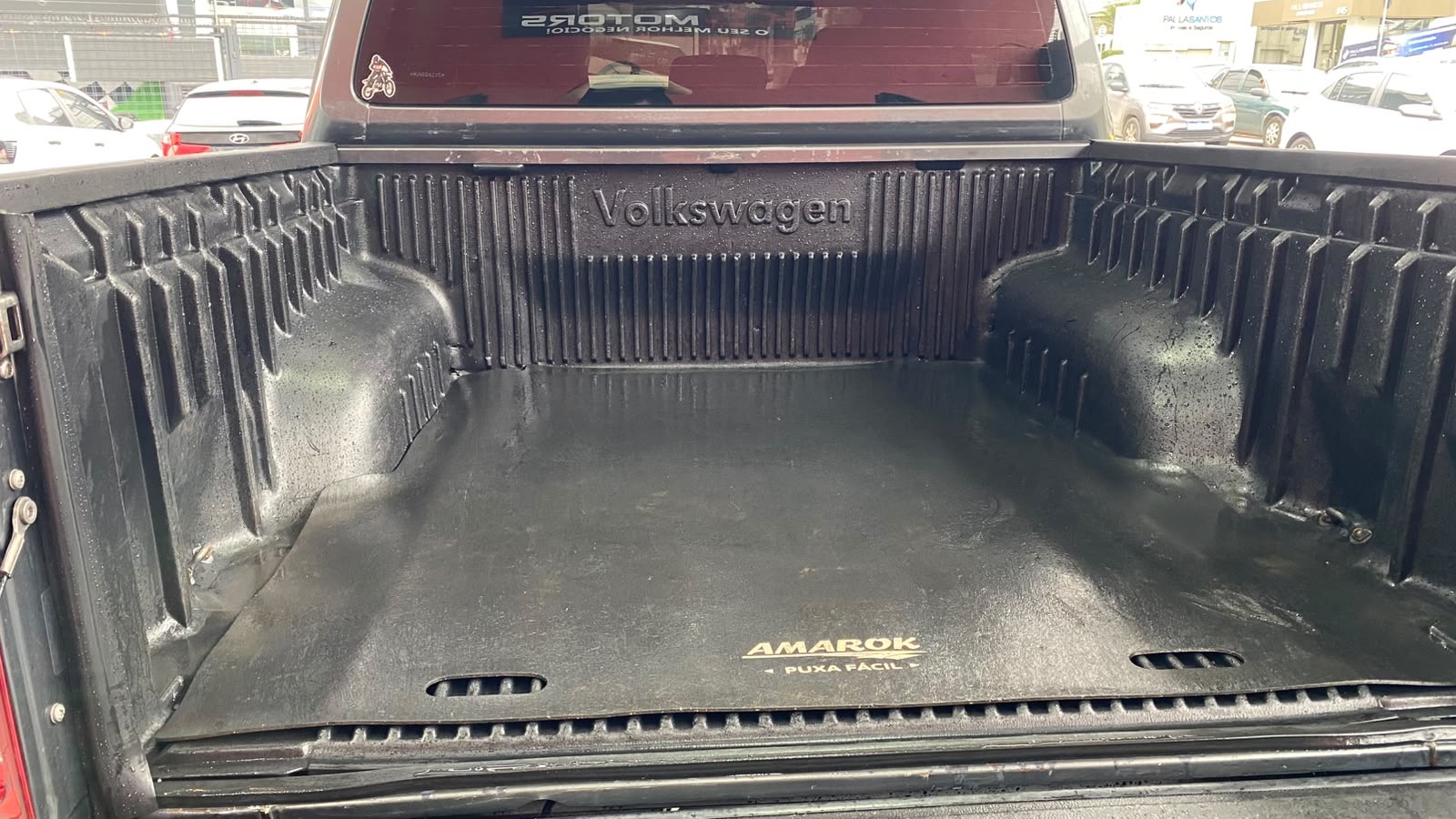 VOLKSWAGEN AMAROK