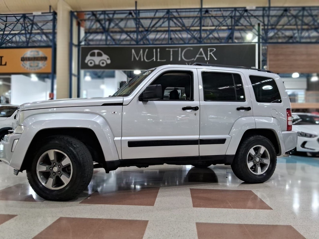 CHEROKEE 3.7 SPORT 4X4 V6 12V