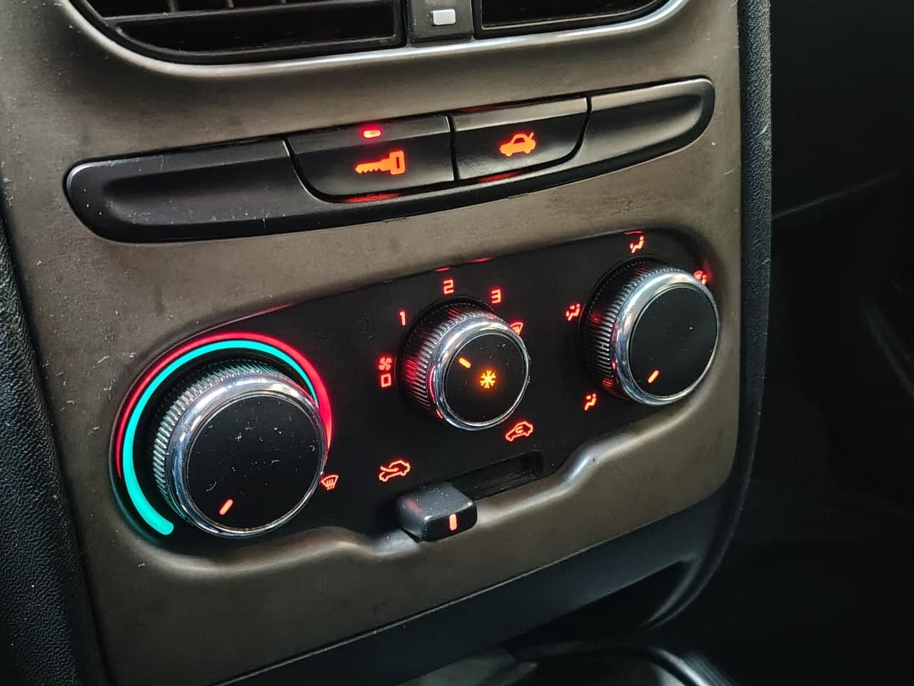 IDEA 1.8 MPI ADVENTURE 16V