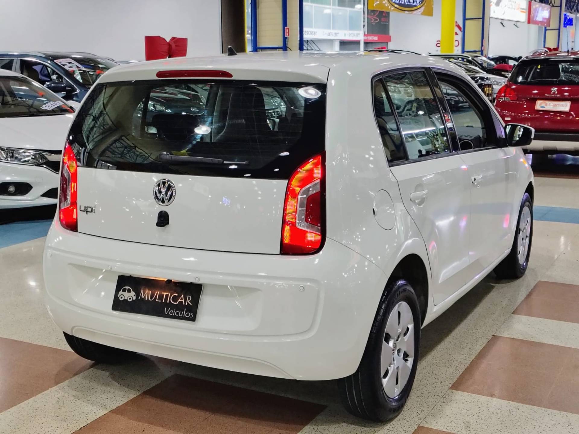 VOLKSWAGEN UP
