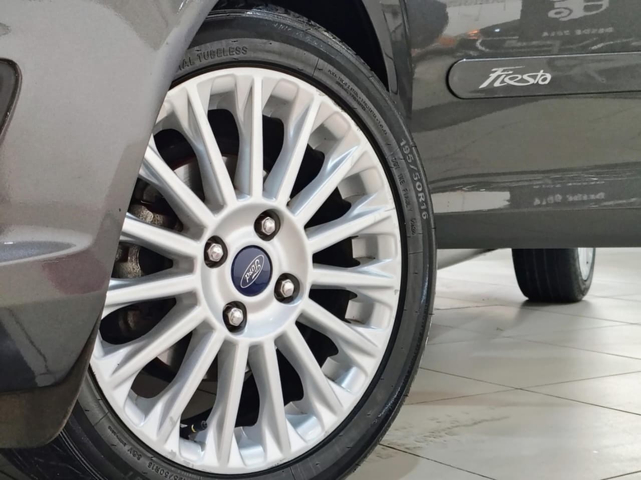 FORD FIESTA